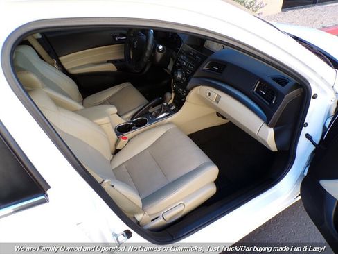 Used 2014 Acura ILX w/ Technology Package image 29
