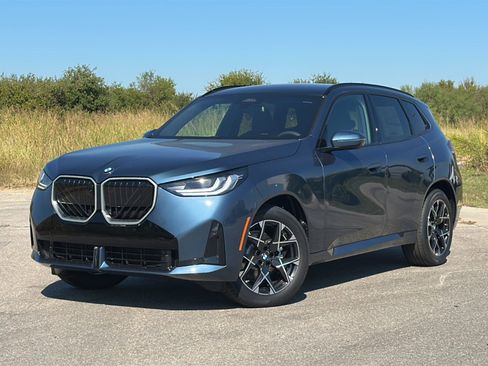 New 2026 BMW X3 xDrive30 w/ Premium Package image 2