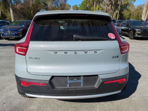 New 2025 Volvo XC40 B5 Core w/ Protection Package Premier image 5