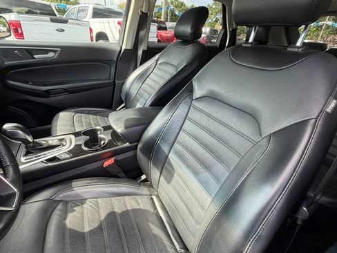 Used 2017 Ford Edge SEL w/ Equipment Group 201A FWD image 14
