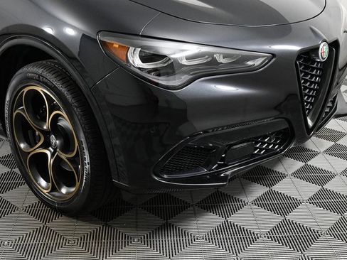 New 2025 Alfa Romeo Stelvio Sprint image 38