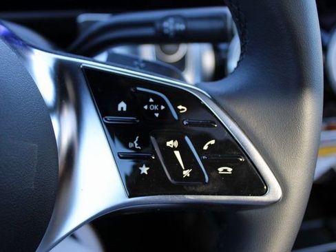 New 2024 Mercedes-Benz EQB 300 4MATIC image 22