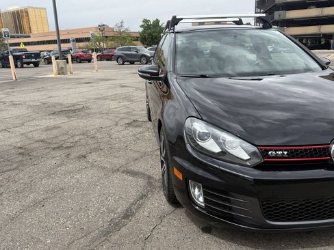 Used 2014 Volkswagen GTI Driver's Edition FWD image 5