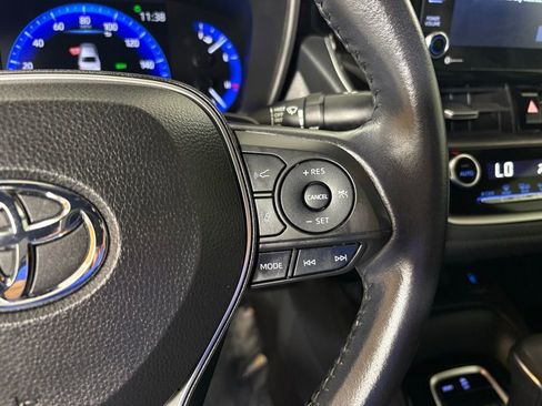Used 2022 Toyota Corolla XSE image 25