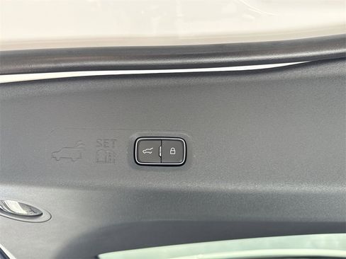 New 2025 Ford Expedition Tremor image 50