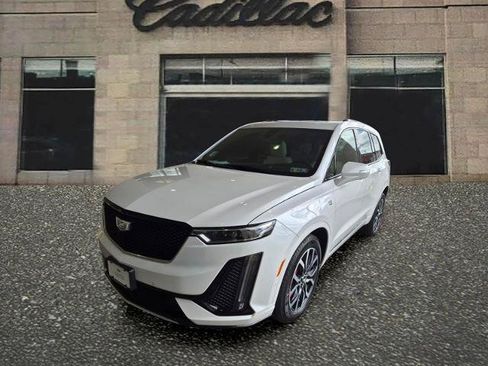 Used 2025 Cadillac XT6 Sport w/ Technology Package AWD/4WD image 1