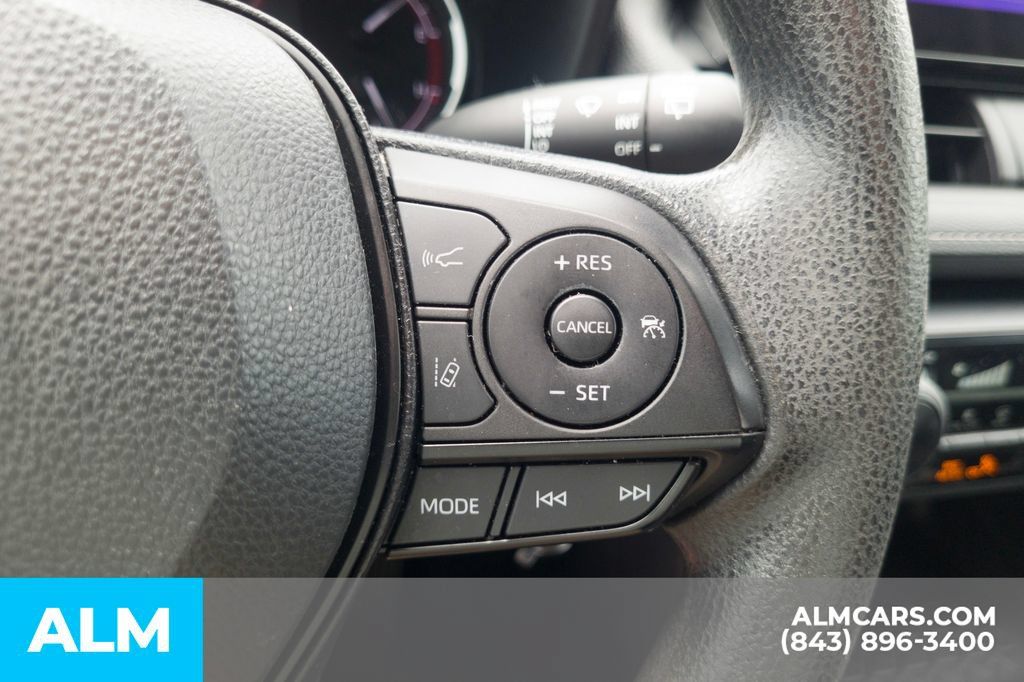 Used 2023 Toyota RAV4 LE FWD image 27