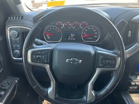 Used 2021 Chevrolet Silverado 1500 LT Trail Boss w/ Convenience Package II AWD/4WD image 12