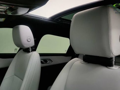 Used 2024 Land Rover Range Rover Velar Dynamic SE AWD/4WD image 49