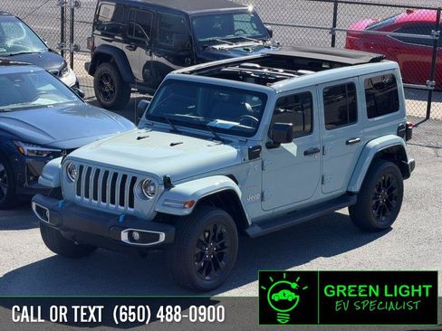 Used 2023 Jeep Wrangler Unlimited Sahara AWD/4WD image 1