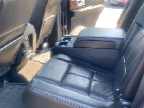 Used 2013 Lincoln Navigator 4WD w/ HD Trailer Tow Pkg image 28