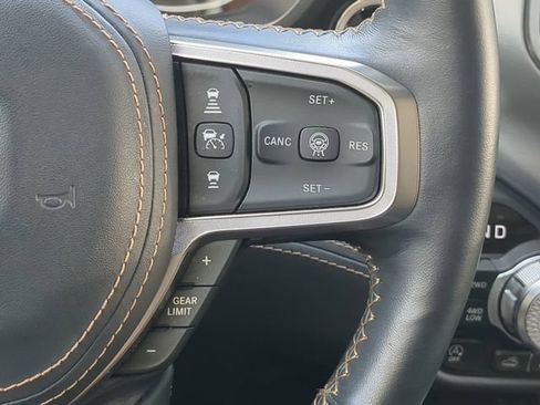 Certified 2025 RAM 1500 Tungsten w/ Off Road Group AWD/4WD image 33