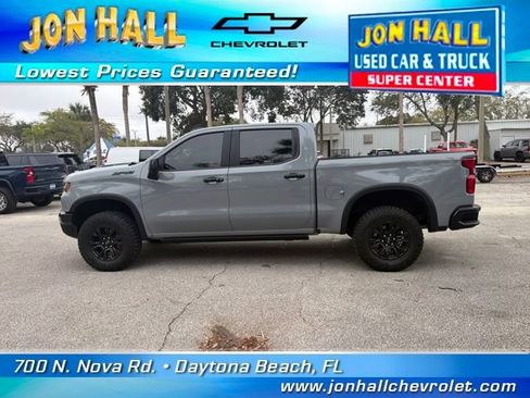 Used 2024 Chevrolet Silverado 1500 ZR2 w/ Technology Package image 5