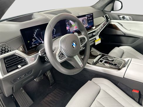 New 2026 BMW X5 xDrive40i w/ M Sport Package image 9