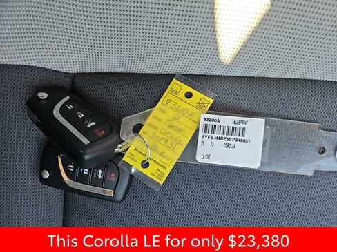 Used 2025 Toyota Corolla LE FWD image 21