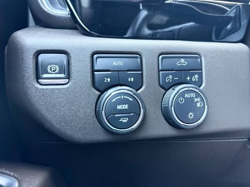 Used 2024 Chevrolet Silverado 1500 LT w/ Convenience Package II AWD/4WD image 26