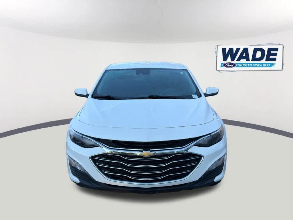 Used 2023 Chevrolet Malibu LT FWD image 2