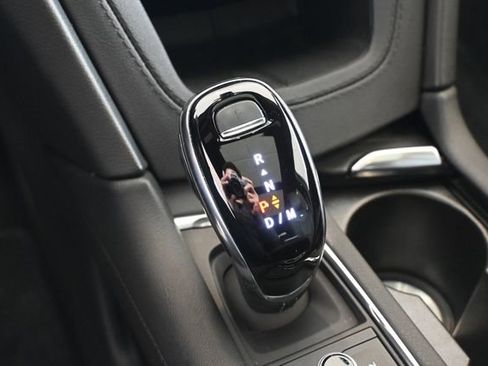 Used 2024 Cadillac XT5 Premium Luxury w/ LPO, Premium Carpet Package image 24