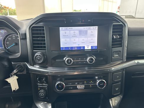 Used 2022 Ford F150 XLT w/ Equipment Group 301A Mid AWD/4WD image 28