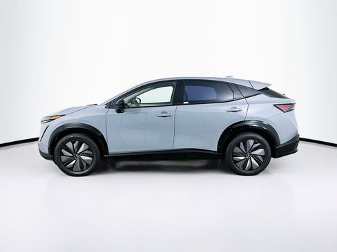 Used 2024 Nissan Ariya AWD image 4