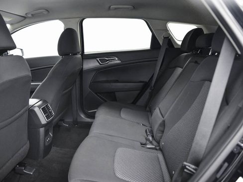 New 2026 Kia Sportage LX image 12