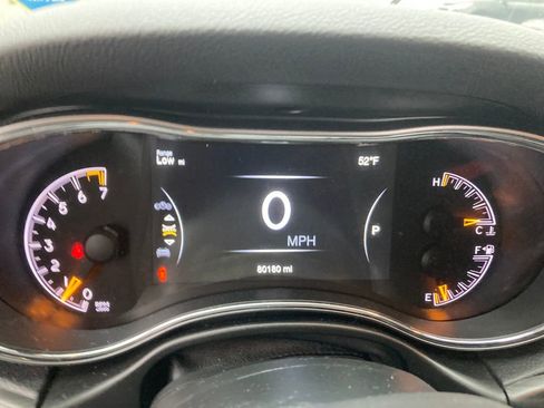 Used 2019 Jeep Grand Cherokee Altitude image 19