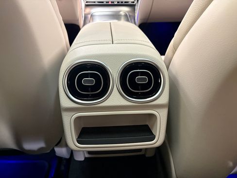 New 2026 Mercedes-Benz CLE 300 4MATIC Coupe image 23