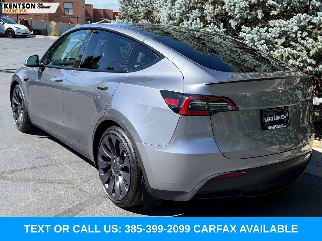 Used 2024 Tesla Model Y Performance AWD/4WD image 6