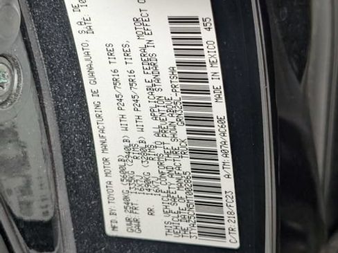 Used 2021 Toyota Tacoma SR5 RWD image 33