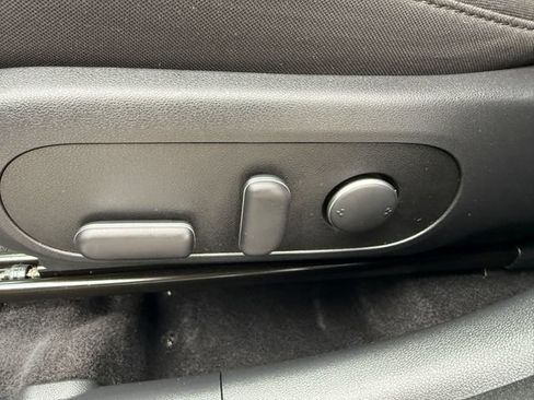 Used 2025 Hyundai Kona SEL AWD/4WD image 19