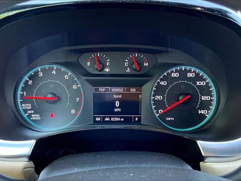 Used 2023 Chevrolet Traverse LS AWD/4WD image 8