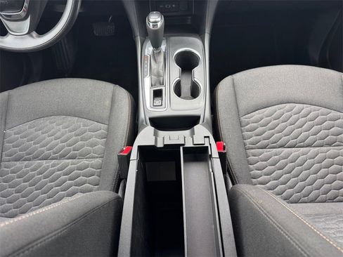 Used 2020 Chevrolet Equinox LT image 18