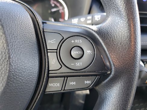 Used 2024 Toyota RAV4 LE image 18