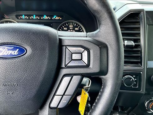 Used 2019 Ford F150 XLT w/ Equipment Group 302A Luxury AWD/4WD image 25