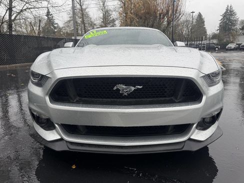 Used 2017 Ford Mustang GT w/ GT Performance Package image 18