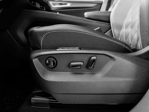 New 2026 Volkswagen Atlas Cross Sport SEL Premium R-Line image 20