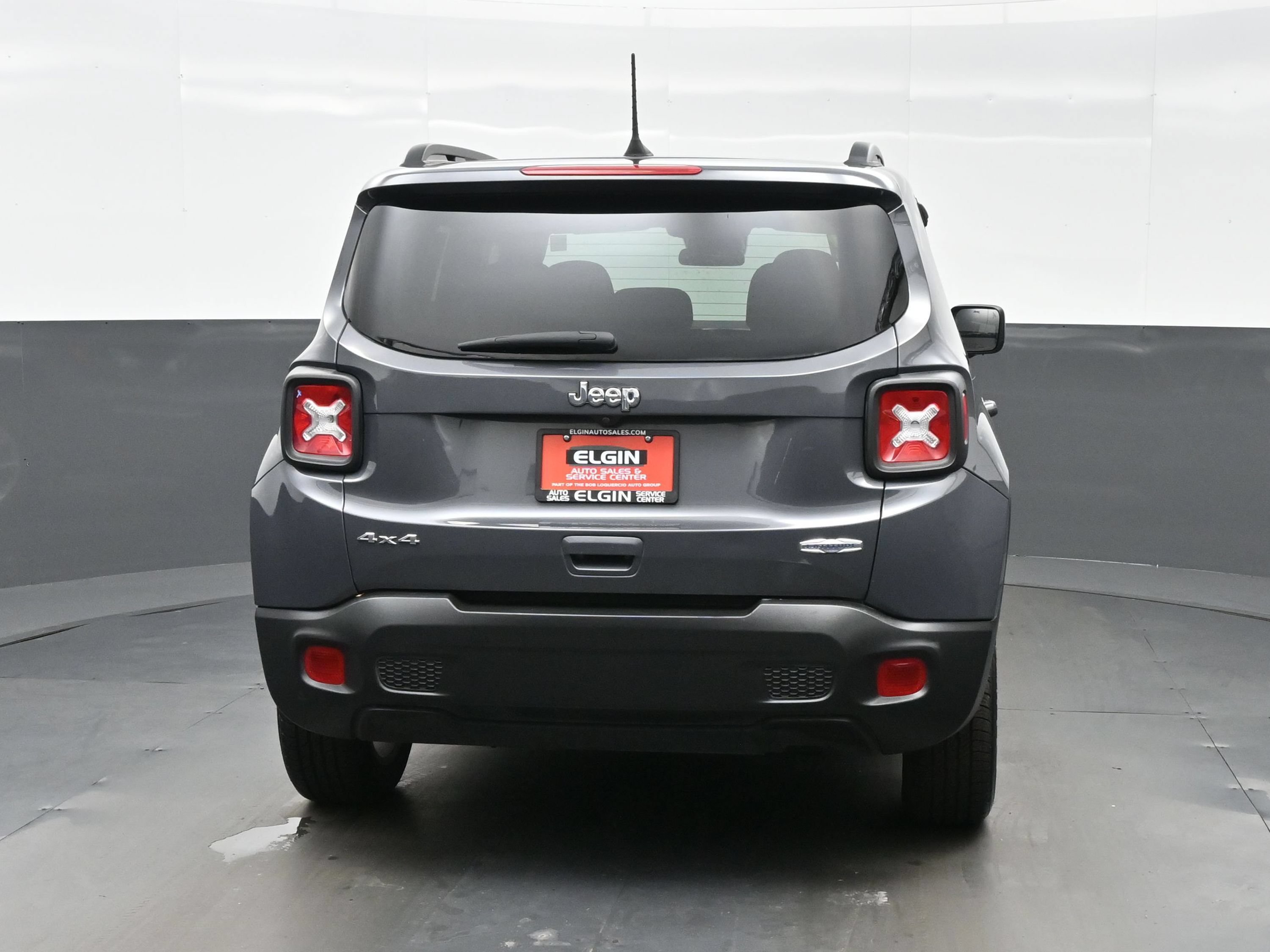 Used 2022 Jeep Renegade Latitude AWD/4WD image 5