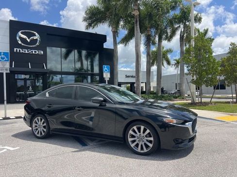 Used 2020 MAZDA MAZDA3 Sedan w/ Select Package FWD image 6