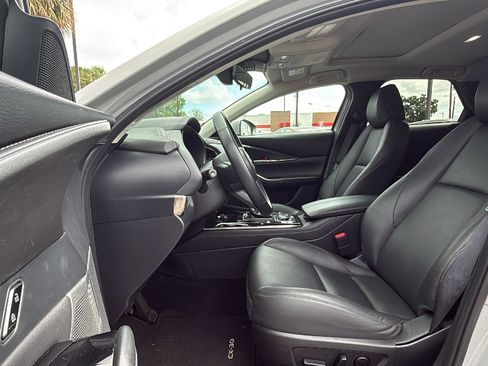 Certified 2025 MAZDA CX-30 AWD 2.5 S w/ Preferred Package image 11