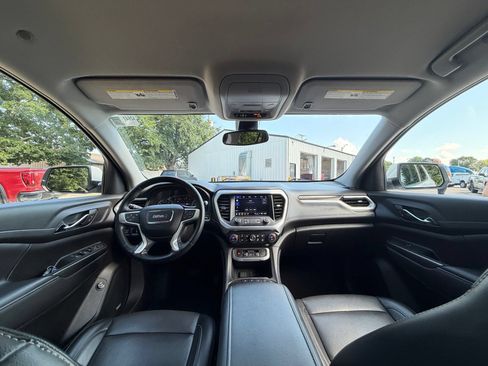 Used 2023 GMC Acadia SLT FWD image 27