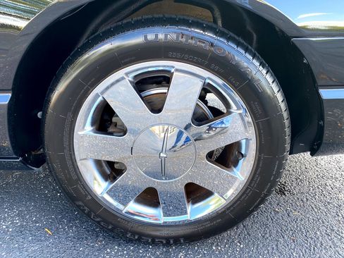 Used 2002 Ford Thunderbird Deluxe image 46