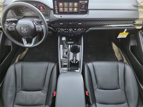 Used 2024 Honda Accord Touring image 20