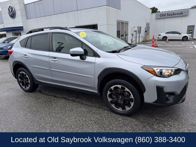 Used 2021 Subaru Crosstrek 2.0i Premium AWD/4WD image 3