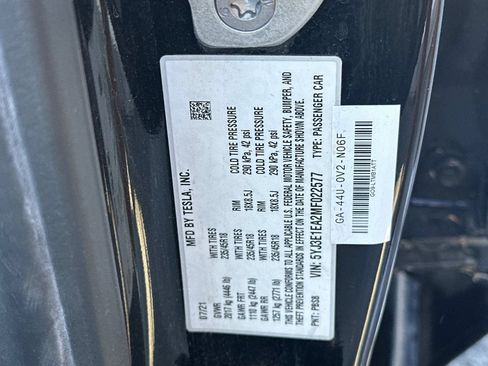 Used 2021 Tesla Model 3 Standard Range Plus RWD image 27