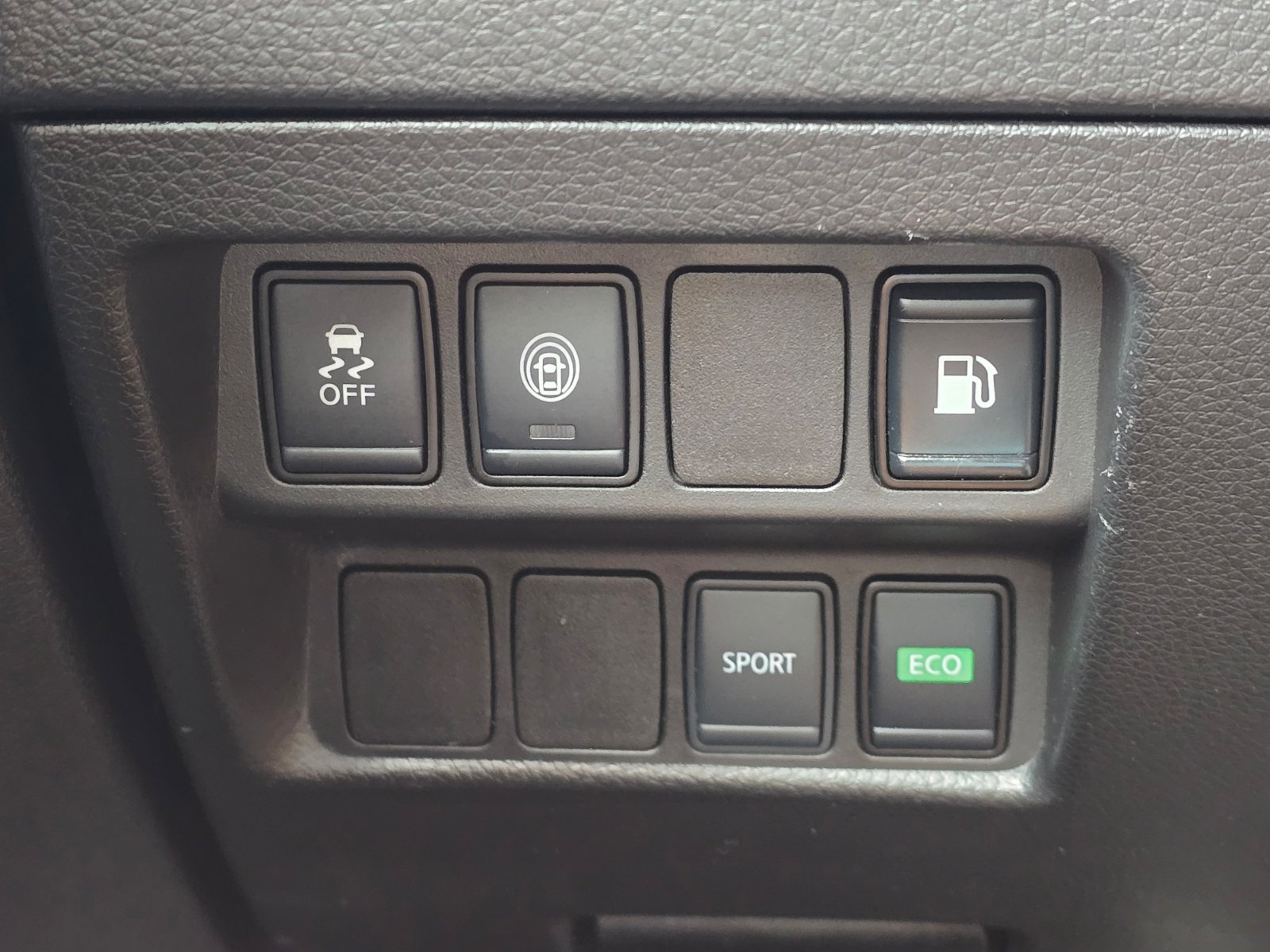 Used 2019 Nissan Rogue S w/ Special Edition Package FWD image 22