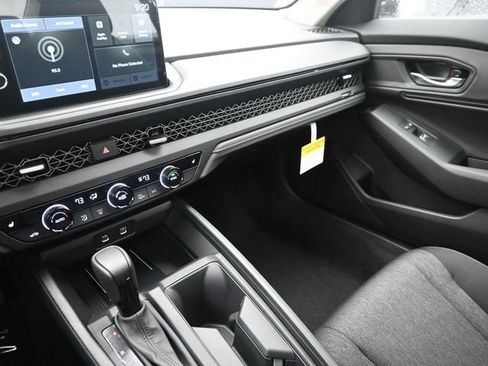 New 2026 Honda Accord SE image 31