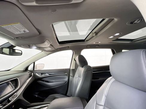 Used 2020 Buick Enclave Essence w/ Sound and Sites Package image 21