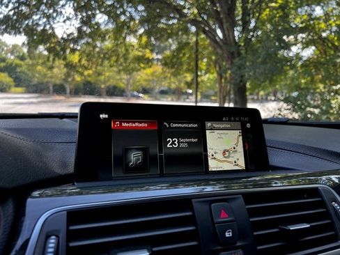 Used 2018 BMW 330i xDrive Sedan image 42