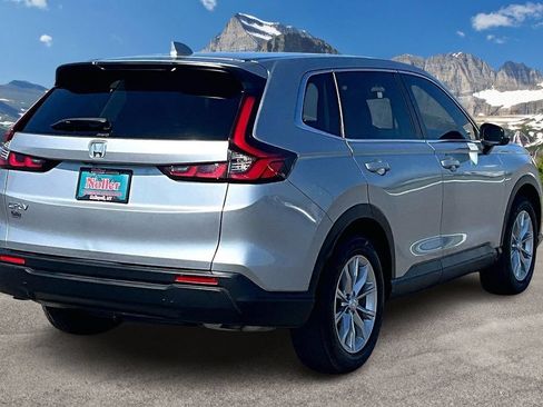 Used 2023 Honda CR-V EX image 2
