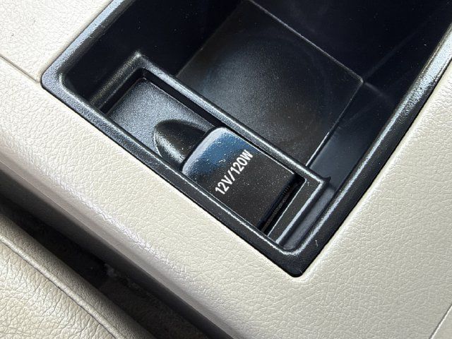 Used 2008 Toyota Camry LE FWD image 17